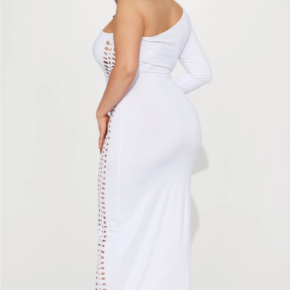 Cut out dress - Picture 3 of 3